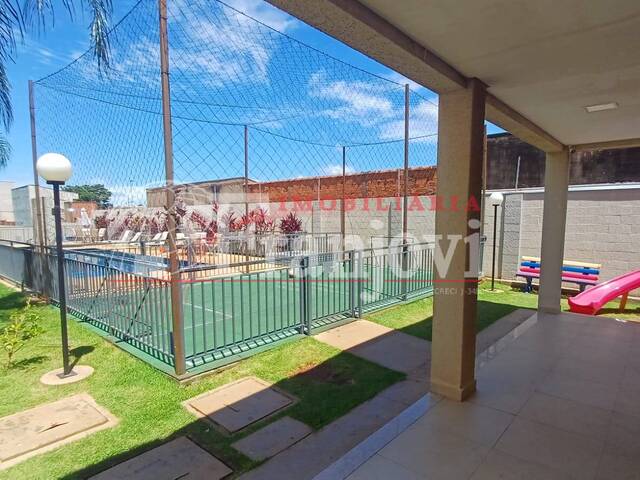 Apartamento para Venda em Arapongas - 3