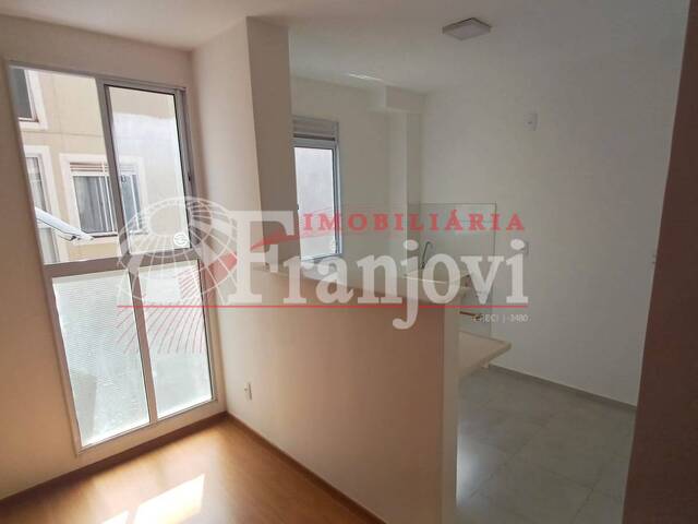 Apartamento para Venda em Arapongas - 4