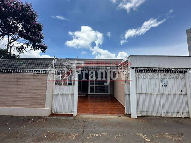 Casa para Venda em Arapongas - 2