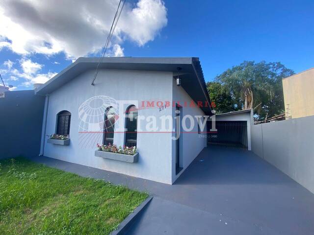#3218 - Casa para Locação em Arapongas - PR - 2