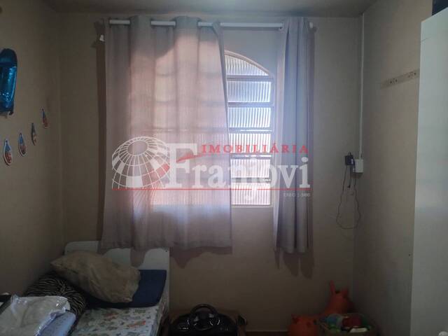 #3252 - Casa para Venda em Arapongas - PR - 3