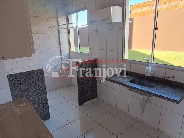 Apartamento para Locação em Arapongas - 4