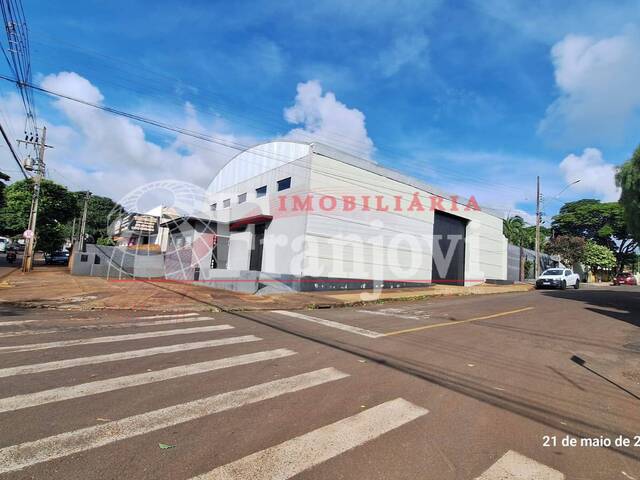 #2228 - Barracão para Locação em Arapongas - PR