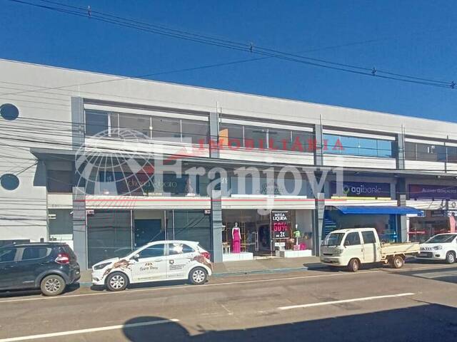 #3300 - Sala para Locação em Arapongas - PR - 1