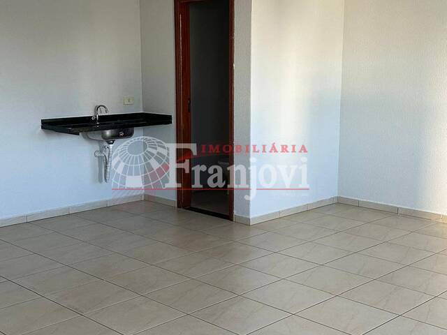#3300 - Sala para Locação em Arapongas - PR - 3