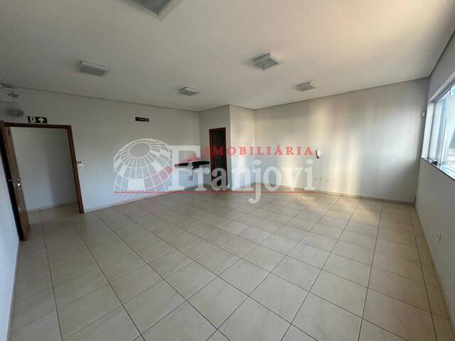 #3300 - Sala para Locação em Arapongas - PR - 2