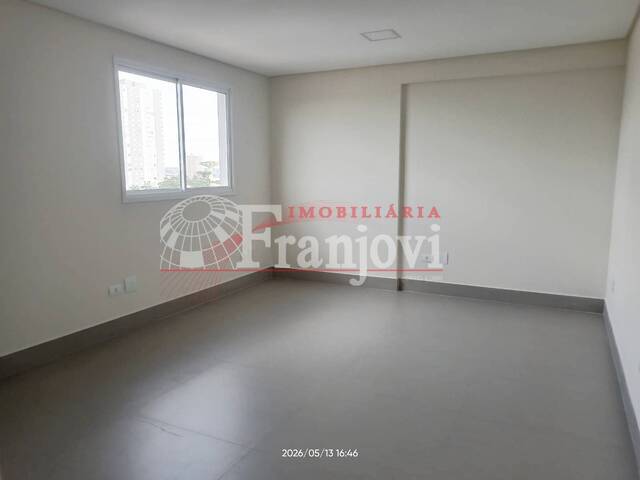 #3302 - Sala para Locação em Arapongas - PR - 3