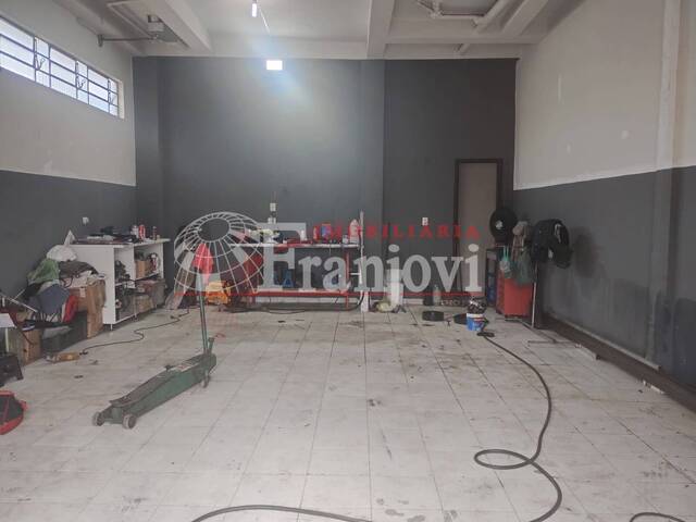 #3298 - Apartamento para Venda em Arapongas - PR - 3