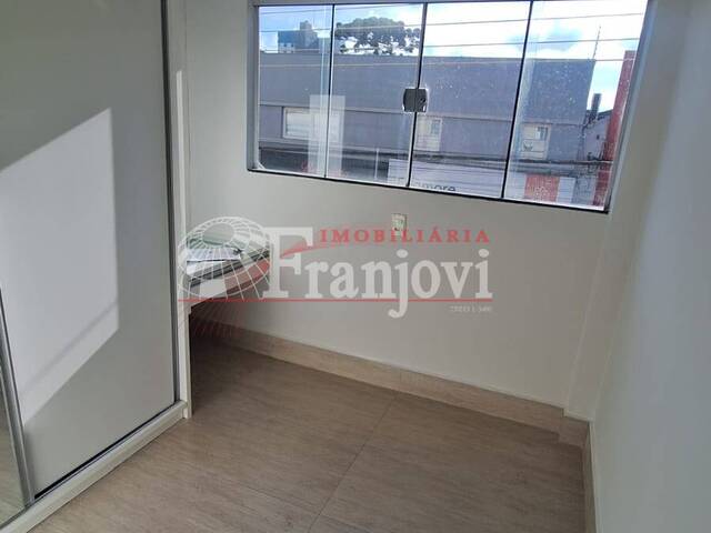 Apartamento para Locação em Arapongas - 2