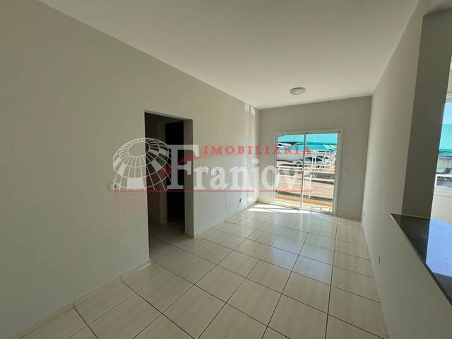 Apartamento para Locação em Arapongas - 4