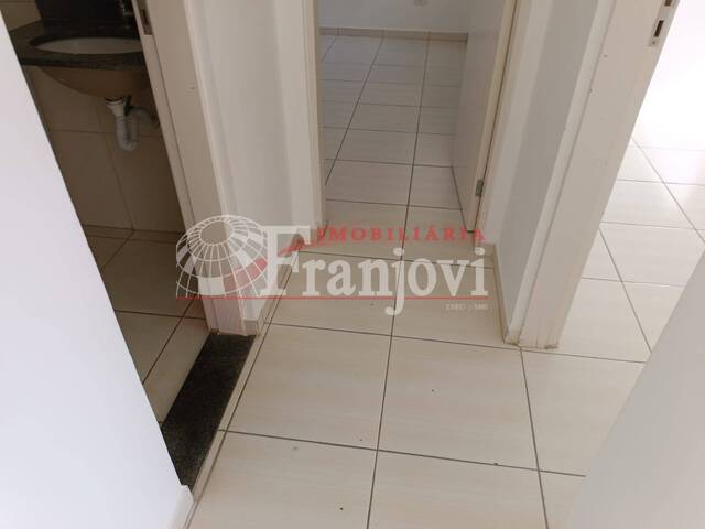 Apartamento para Locação em Arapongas - 5