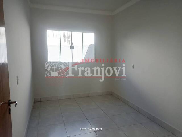 Casa para Locação em Arapongas - 2