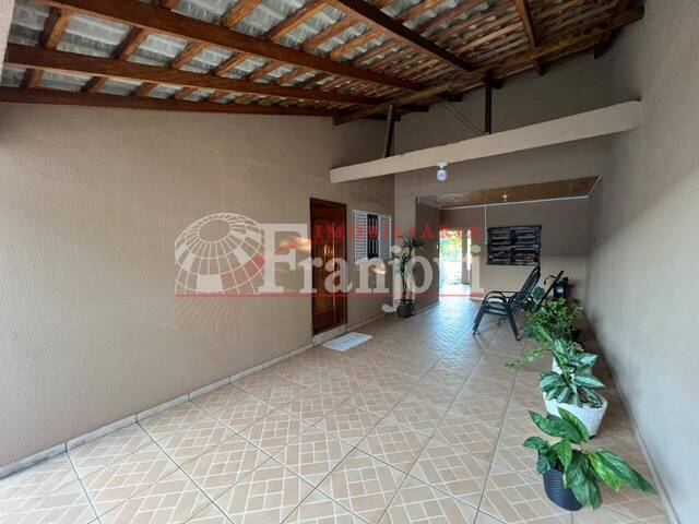 Casa para Venda em Arapongas - 3