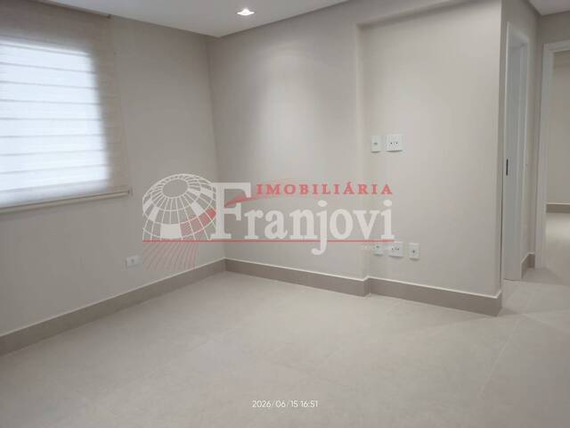 Apartamento para Locação em Arapongas - 3