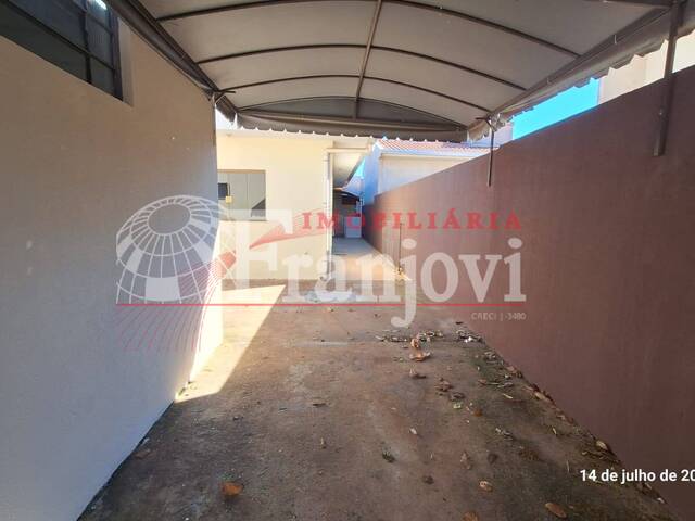 Casa para Locação em Arapongas - 2