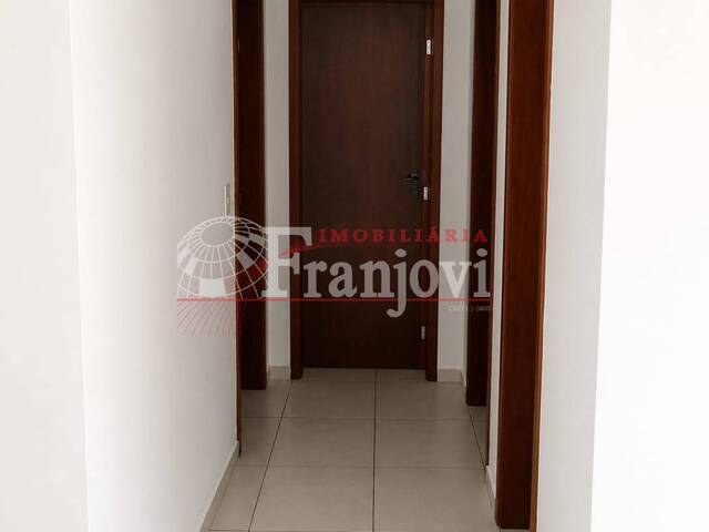 Apartamento para Locação em Arapongas - 4