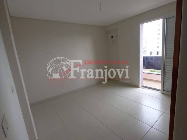 Apartamento para Locação em Arapongas - 3