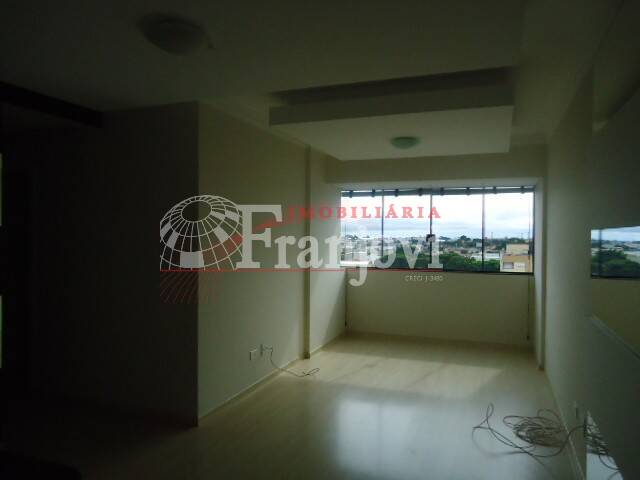 #3424 - Apartamento para Venda em Arapongas - PR - 2