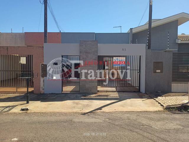 #3421 - Casa para Locação em Arapongas - PR - 1