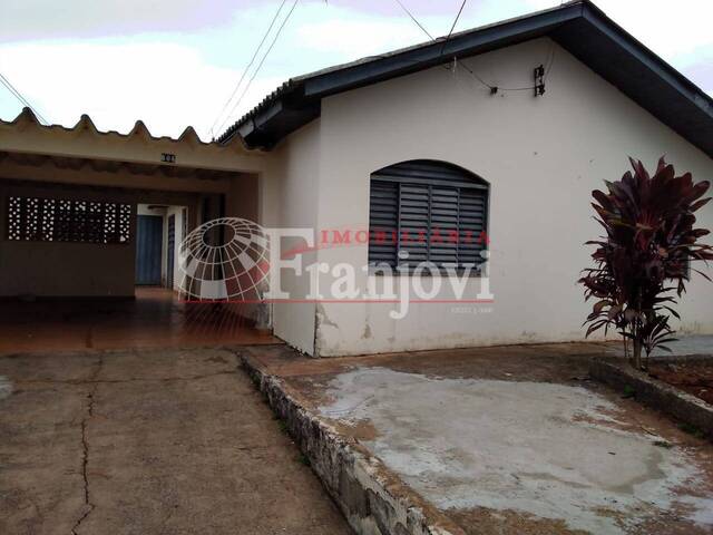 Casa para Venda em Arapongas - 2